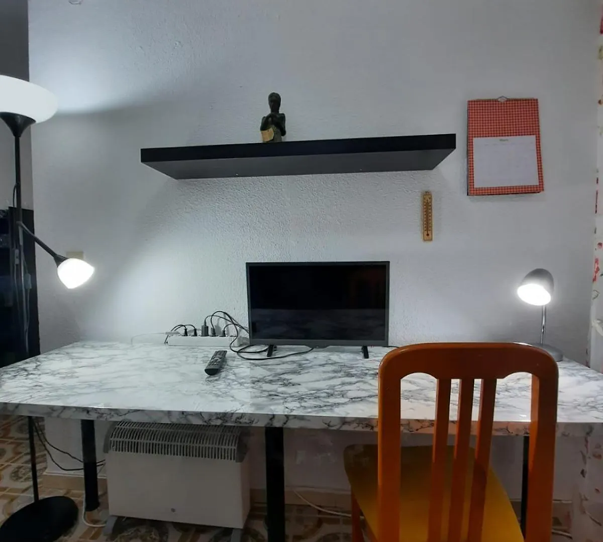 Habitaciones En Mi Piso Del Centro De Huelva Spain
