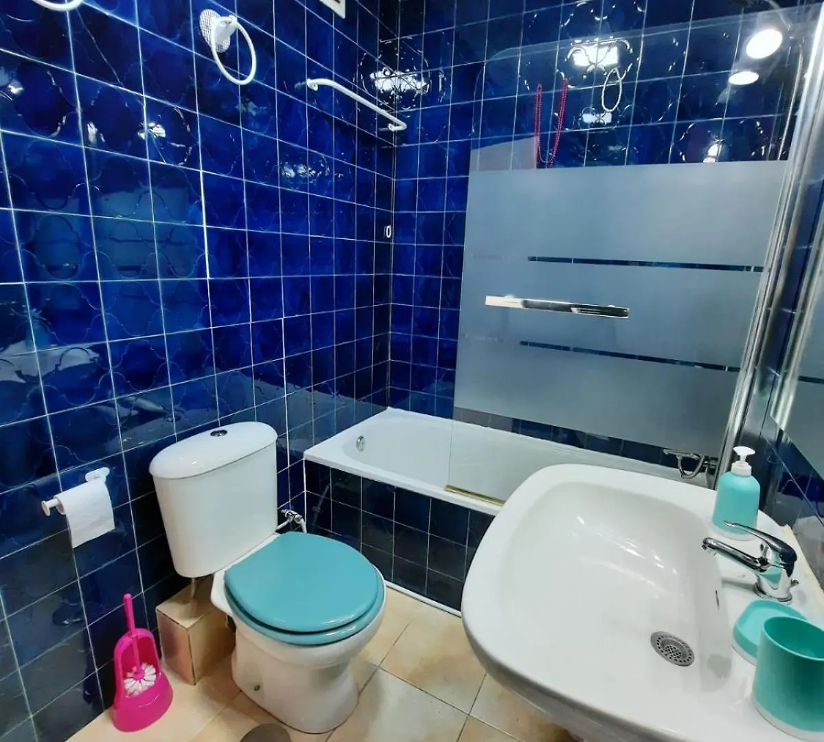 Habitaciones En Mi Piso Del Centro De Huelva Homestay