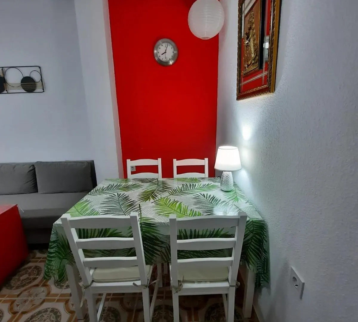 Habitaciones En Mi Piso Del Centro De Huelva Homestay