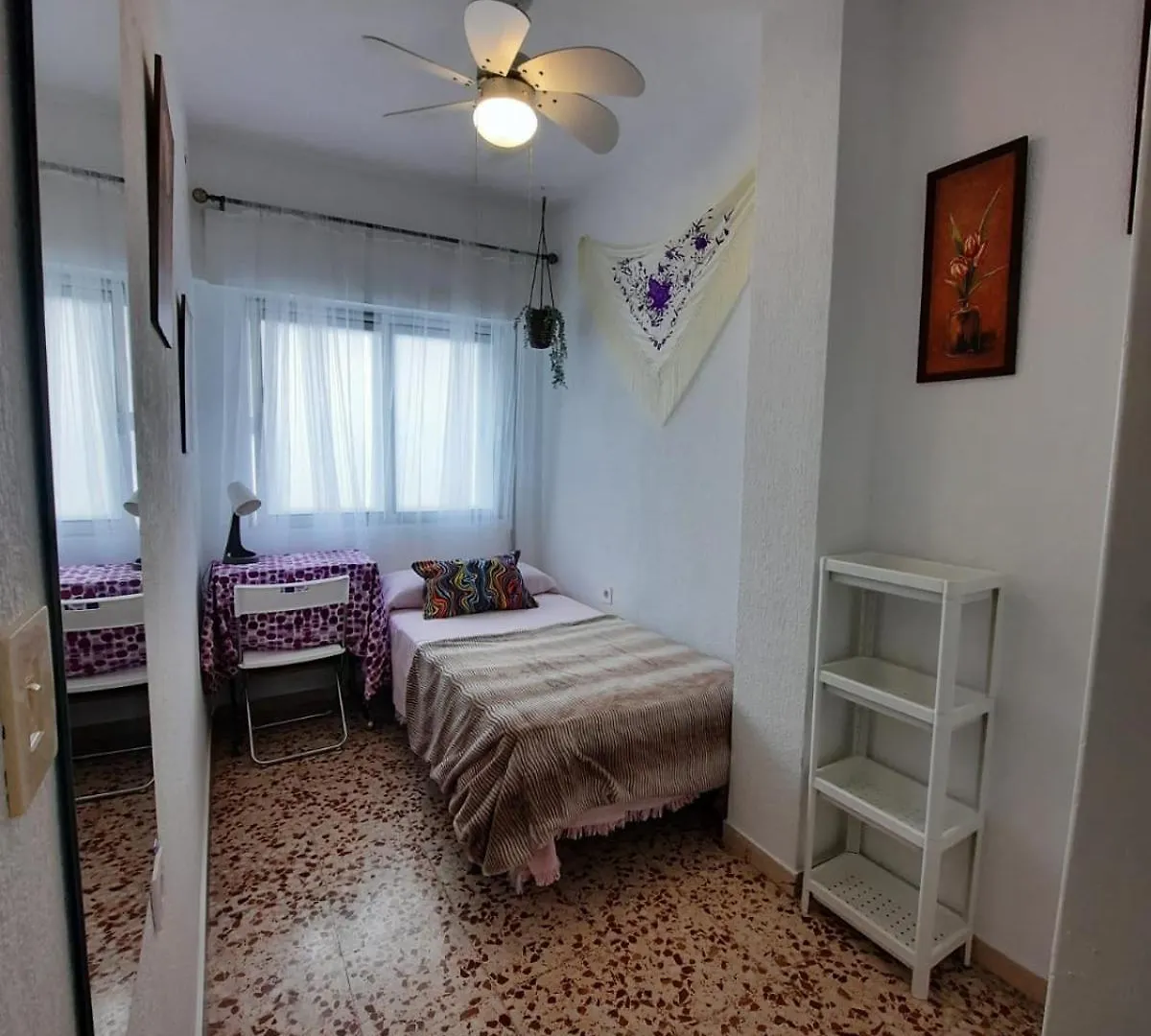 Homestay Habitaciones En Mi Piso Del Centro De Huelva