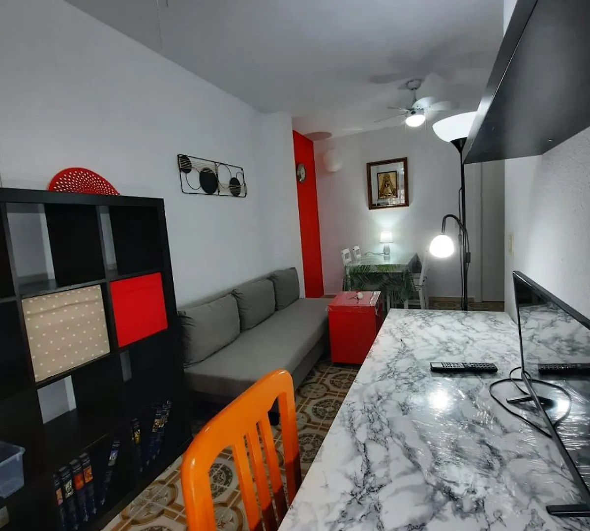 Habitaciones En Mi Piso Del Centro De Huelva 0*,  Spain