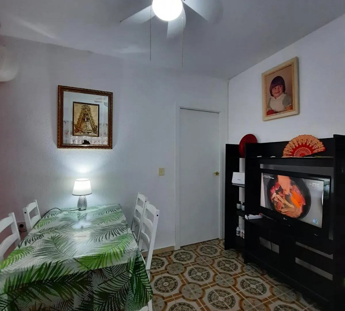 Homestay Habitaciones En Mi Piso Del Centro De Huelva