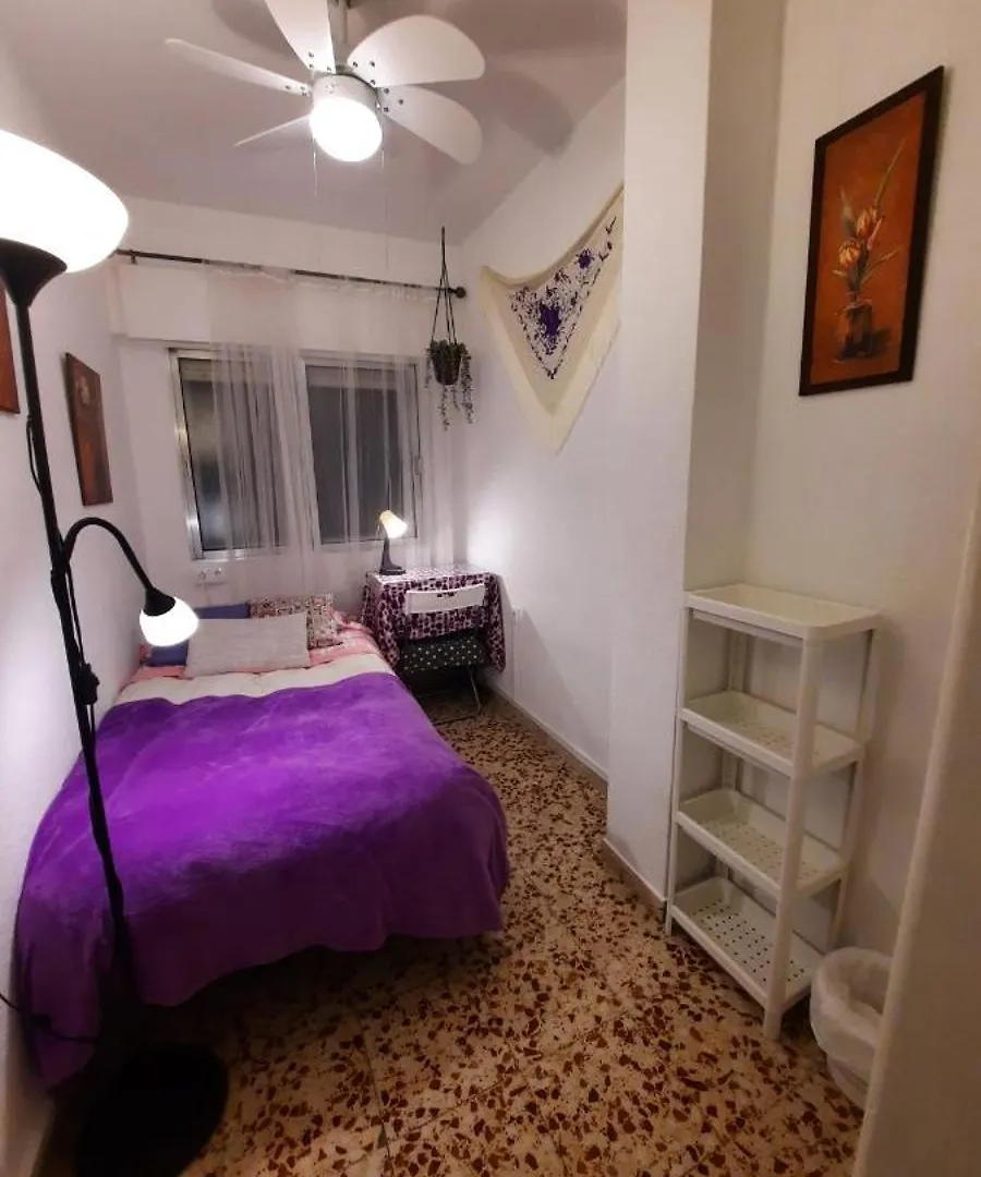 Habitaciones En Mi Piso Del Centro De Huelva Homestay